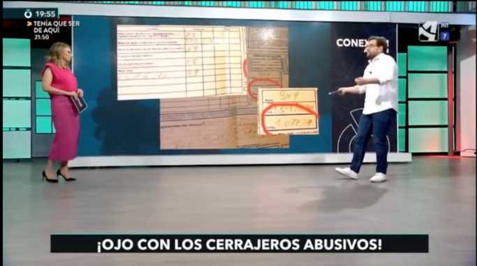 Se tarda lo mismo en buscar y llamar a un cerrajero acreditado que a un “abrepuertas” que nos puede estafar Se tarda lo mismo en buscar y llamar a un cerrajero acreditado que a un “abrepuertas” que nos puede estafar